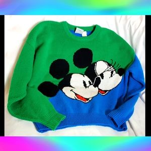 JG Hook Vintage Mickey & Minnie sweater. Lg
